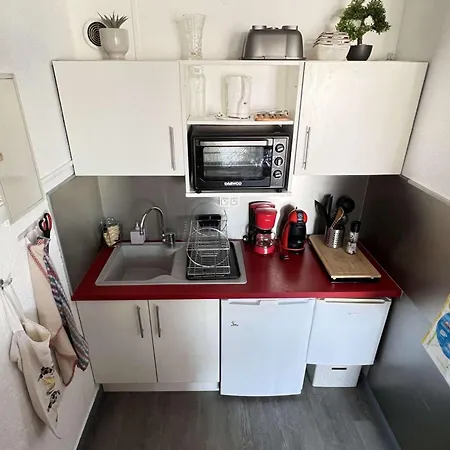 Cap D'agde, 1 Piece, 4 Personnes - Fr-1-702-7 * Agde